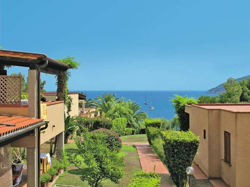 Апарт отель Casa Del Golfo Лакона Экстерьер фото